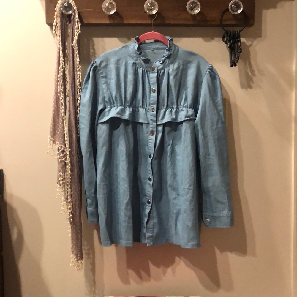 Ruffle collar denim shirt size 2x